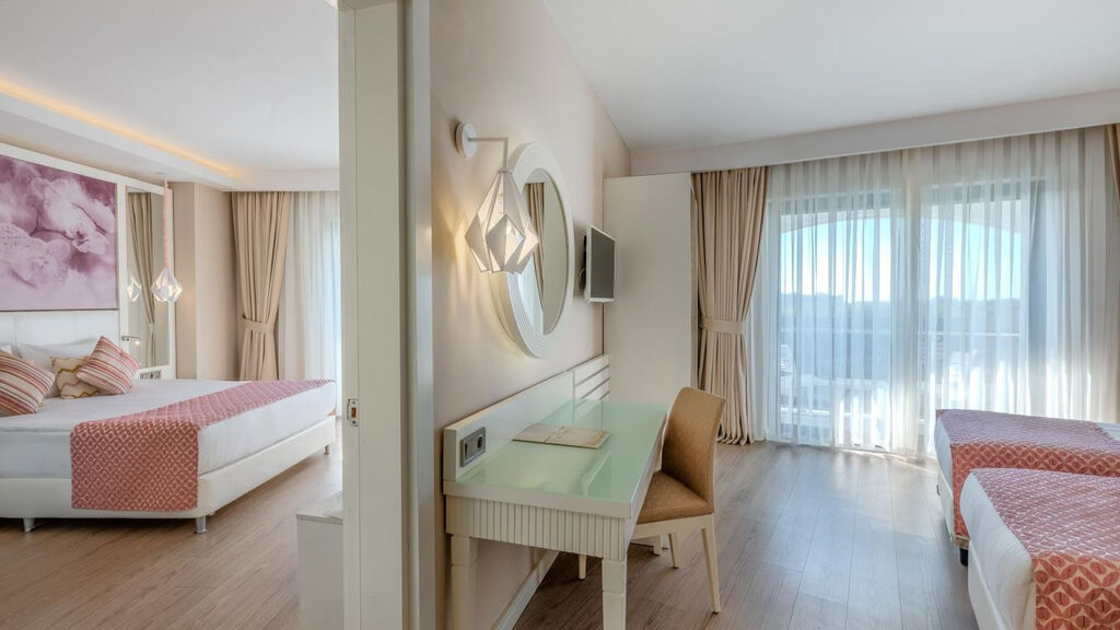 Diamond Premium Hotel & Spa