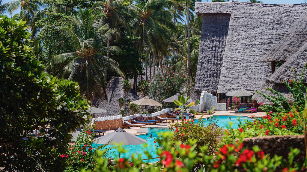 Diamonds Mapenzi Beach Club