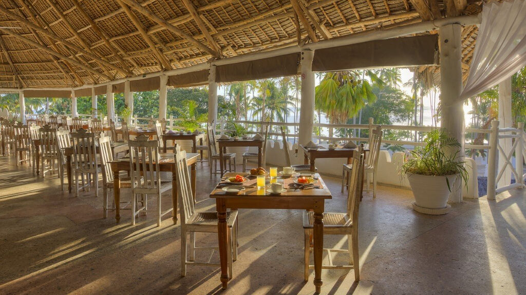 Diamonds Mapenzi Beach