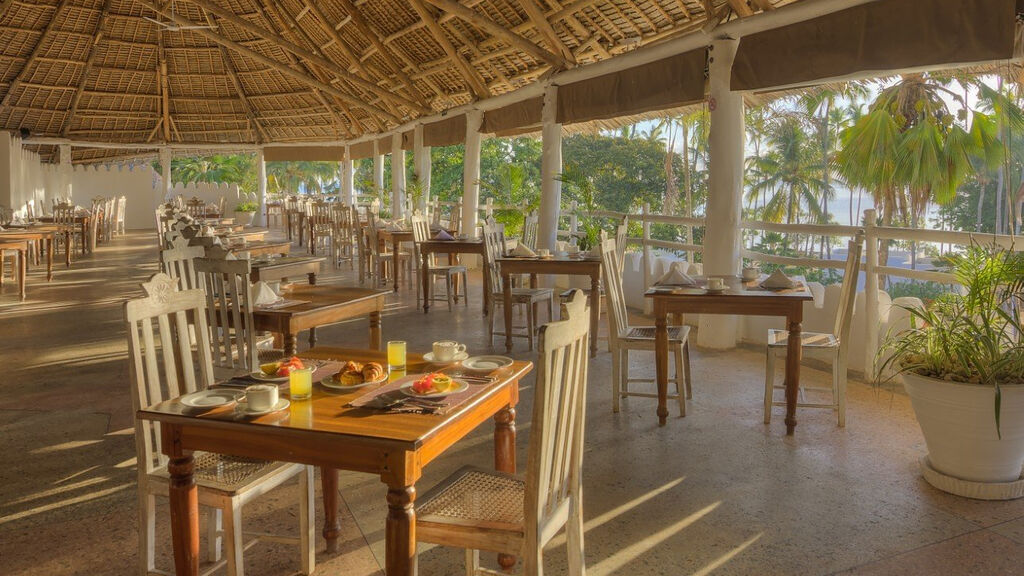 Diamonds Mapenzi Beach