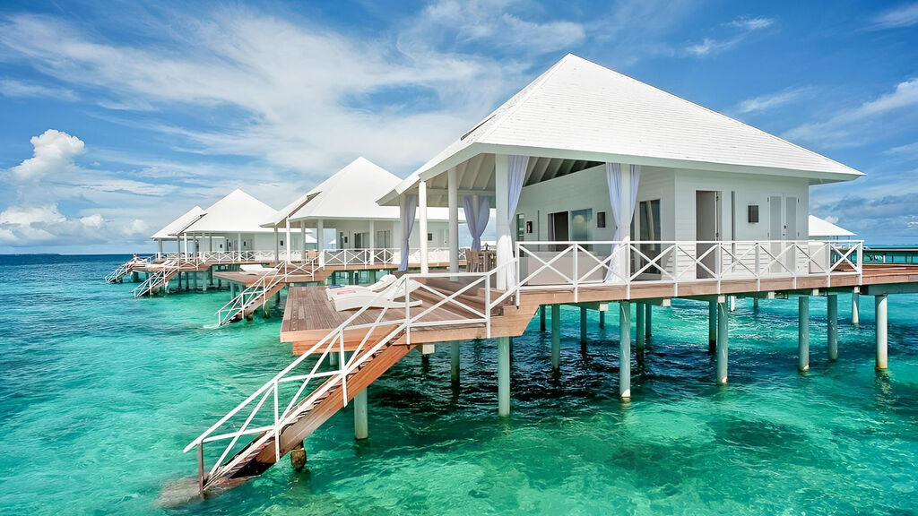 Diamonds Thudufushi