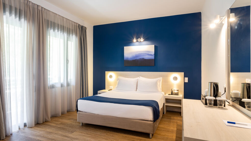 Dias By Azul Collection