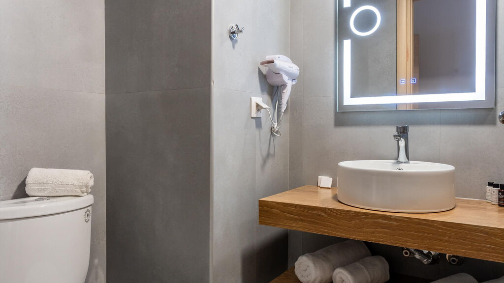 Dias By Azul Collection