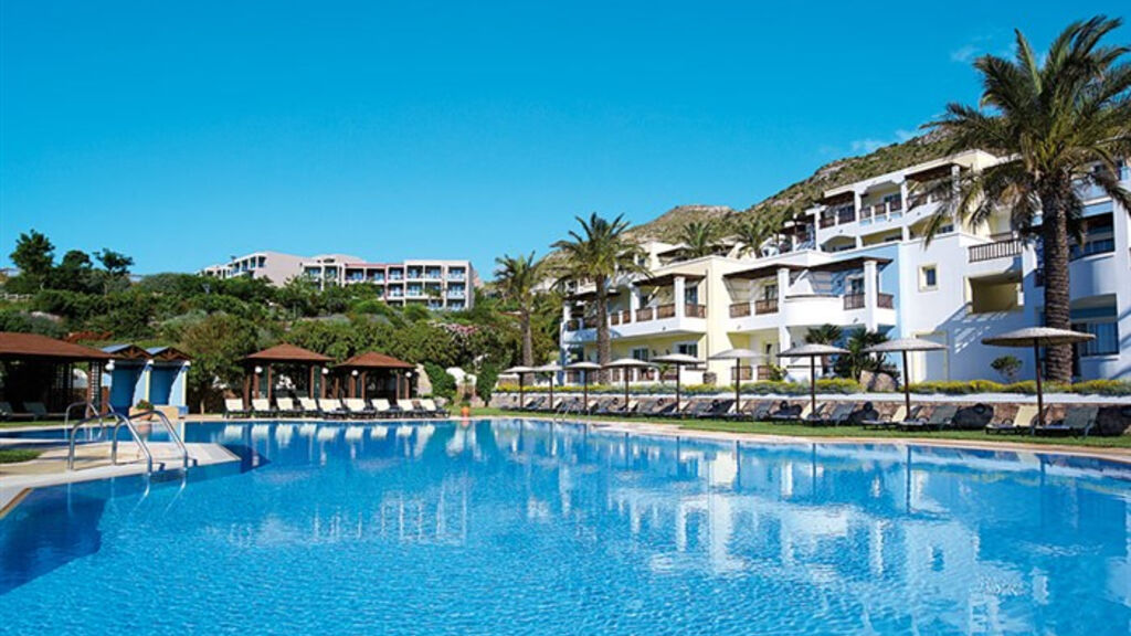 Dimitra Beach Hotel & Suites