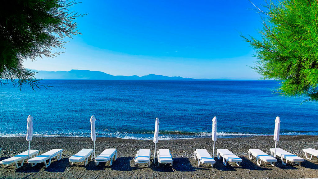 Dimitra Beach and Suites