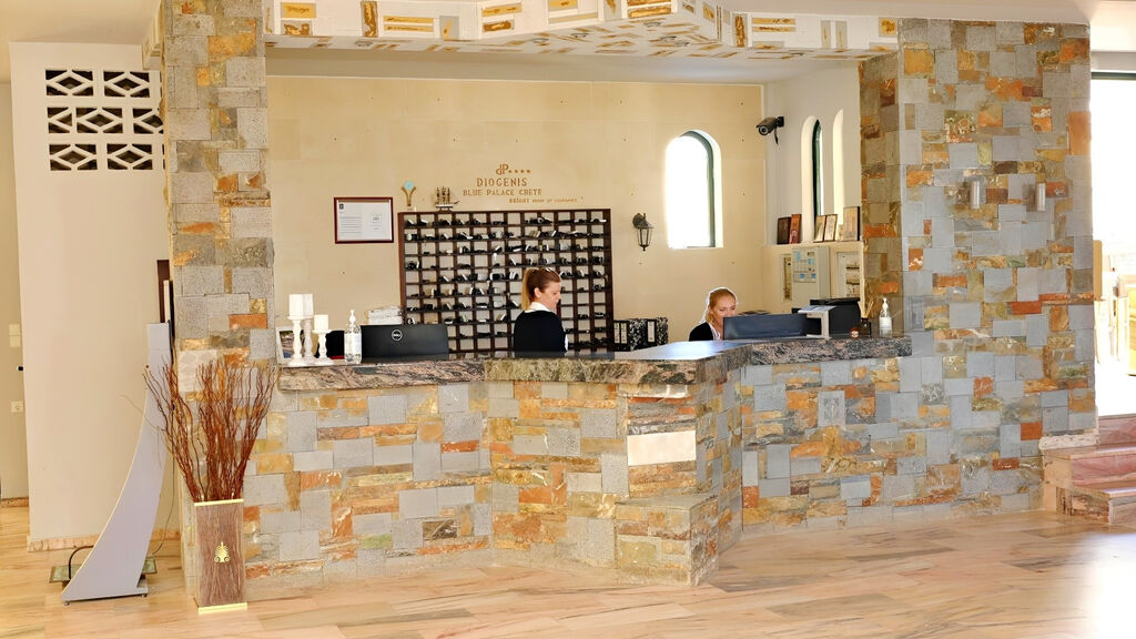 Diogenys Blue Palace