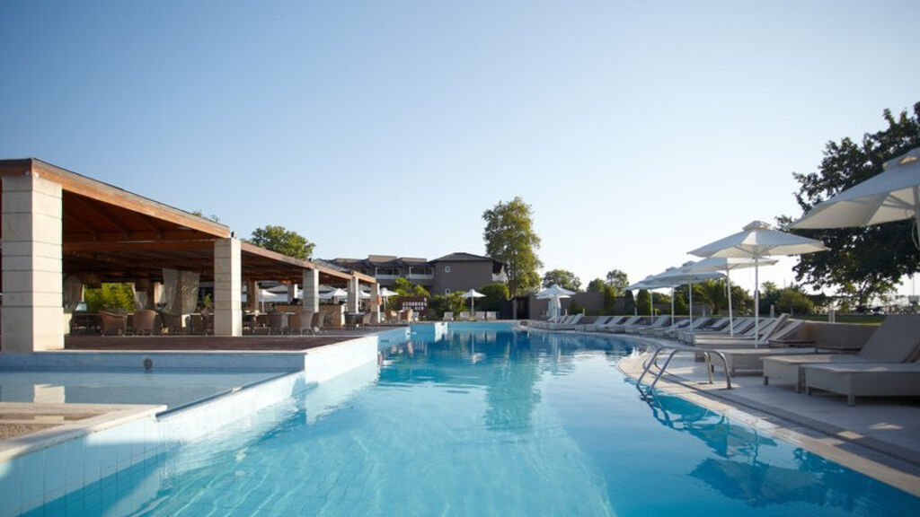 Dion Palace