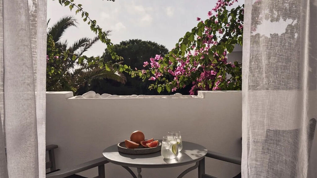 Dionysos Sea Side Resort