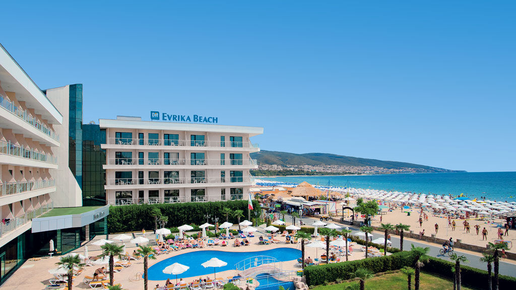 Evrika Beach Club