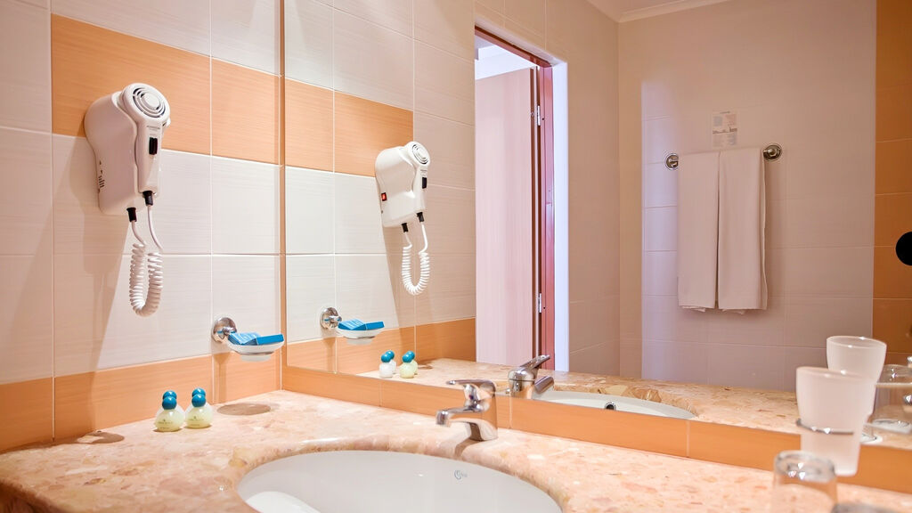 Dit Evrika Beach Club