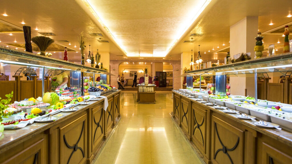 Dit Majestic Beach Resort