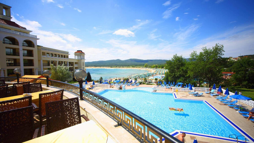 Marina Royal Palace