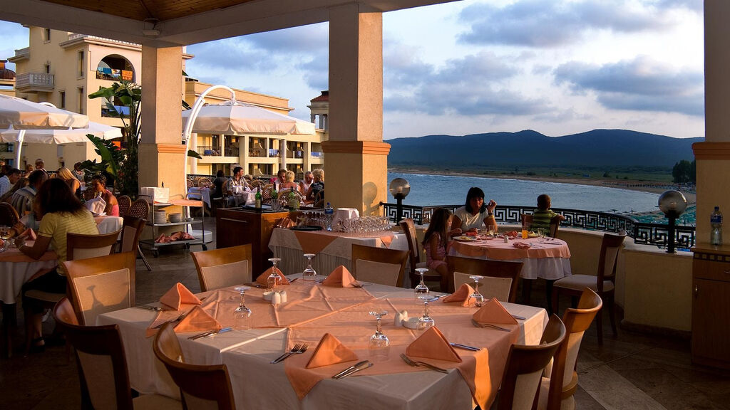 Marina Royal Palace