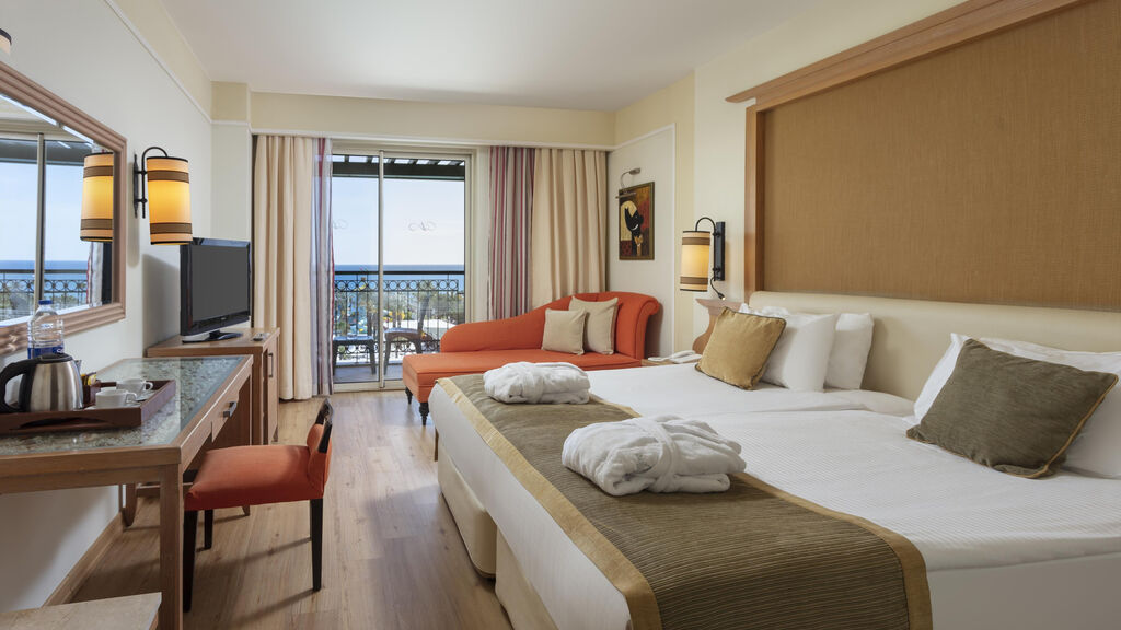Dobedan Beach Resort Comfort Side (Ex. Alva Donna)