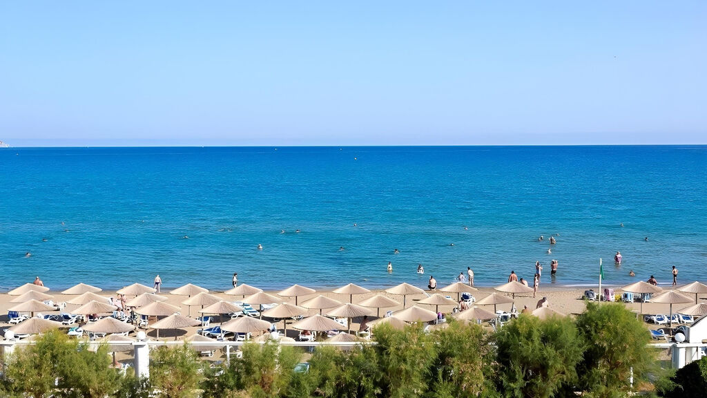 Dessole Dolphin Bay Resort