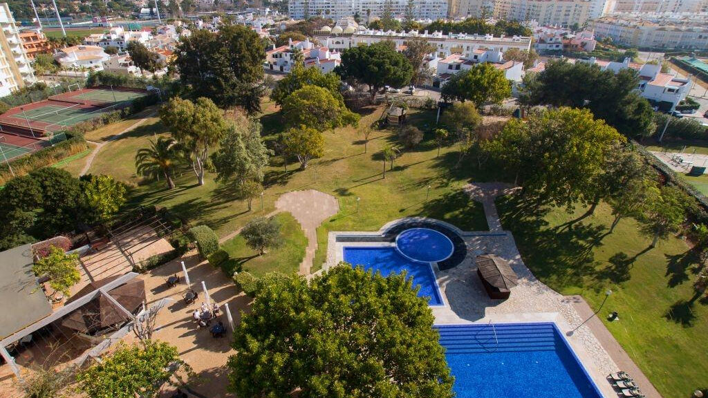 Dom Pedro Vilamoura