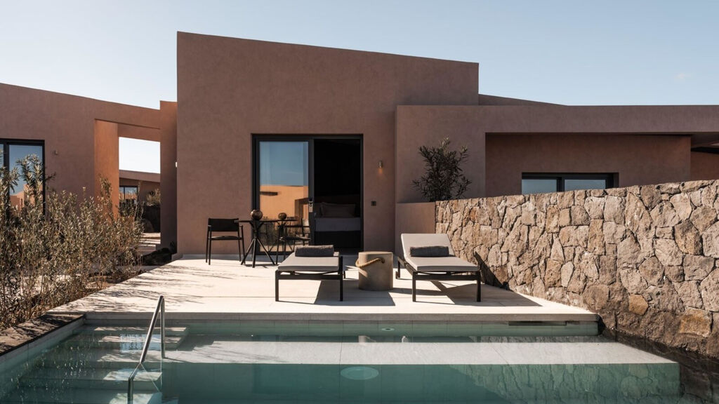 Domes Novos Santorini, Autograph Collection