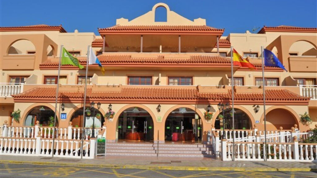 Dorado Suites