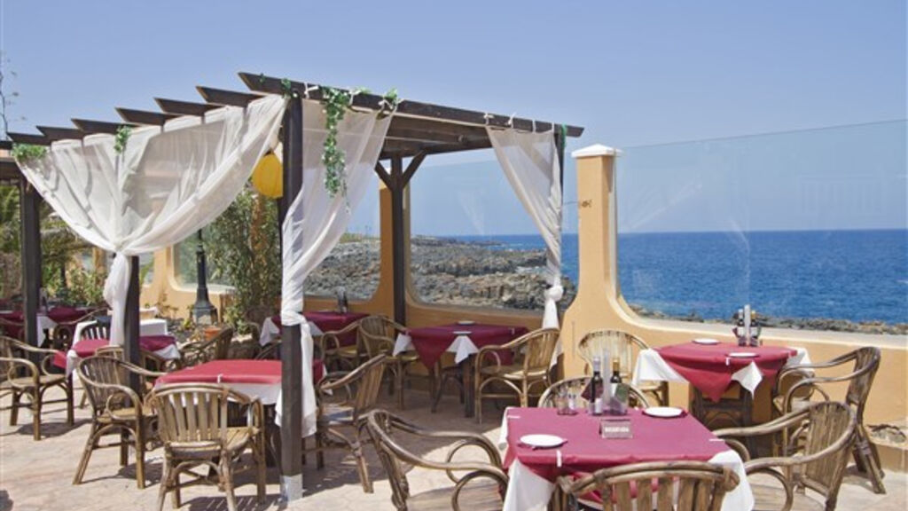 Dorado Suites