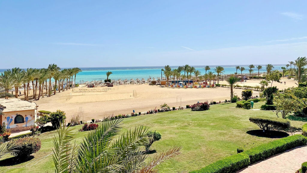 Dream Lagoon & Aquapark Resort