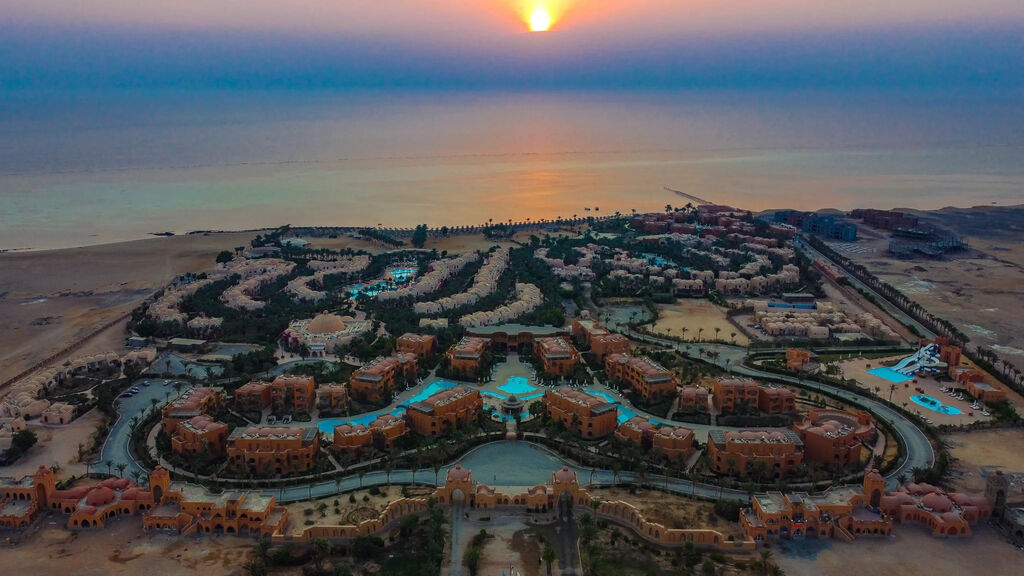 Dream Lagoon & Aquapark Resort