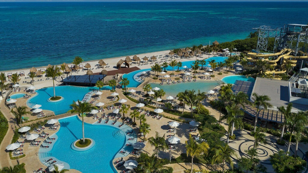 Dreams Natura Resort & Spa