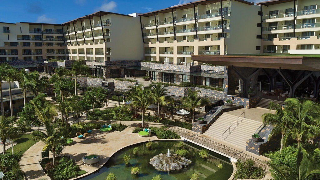 Dreams Natura Resort & Spa