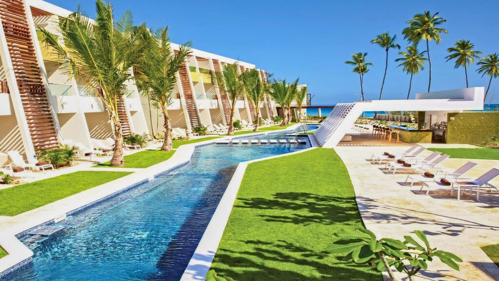 Dreams Onyx Resort