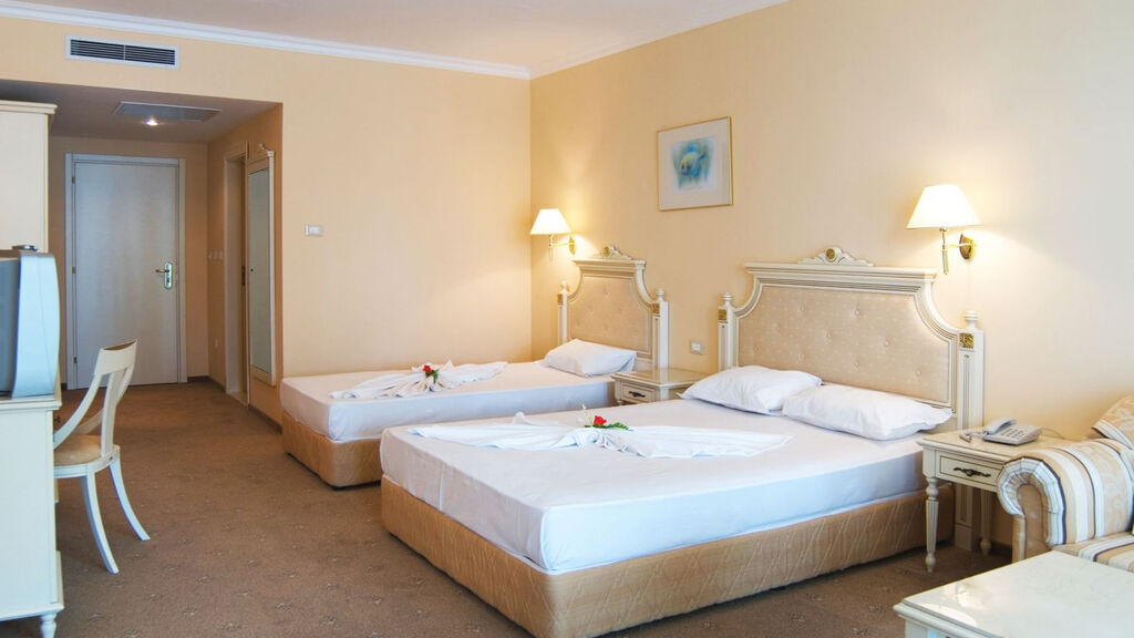 Duni Royal Marina Beach