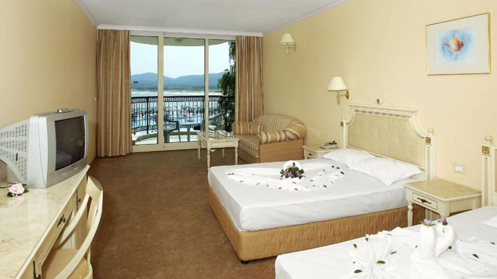 Duni Royal Marina Beach