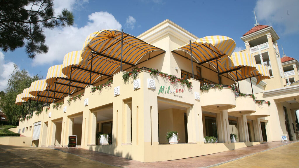 Duni Royal Marina Palace