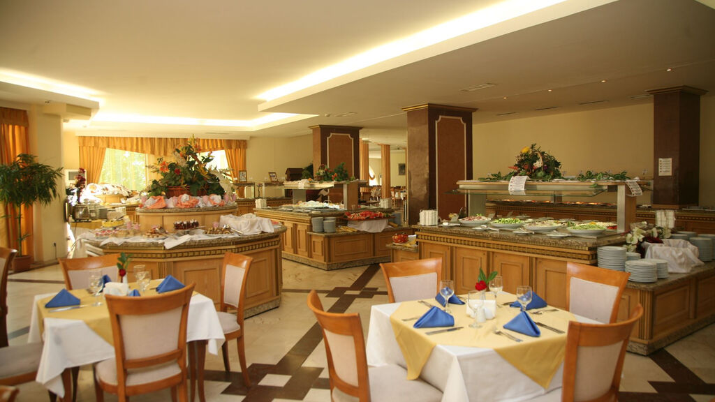 Duni Royal Marina Palace