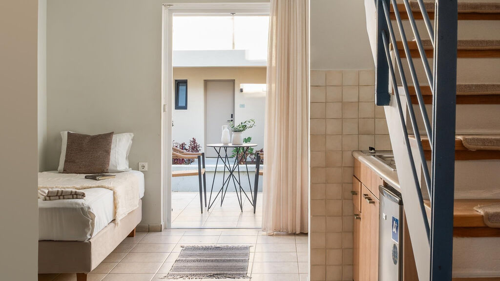 Ekati Mare Boutique Resort