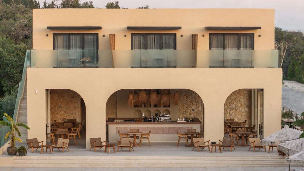 Ekati Mare Boutique Resort
