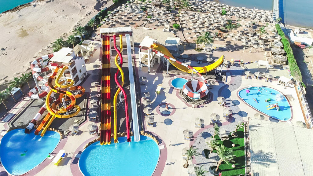 El Karma Aqua Beach Resort