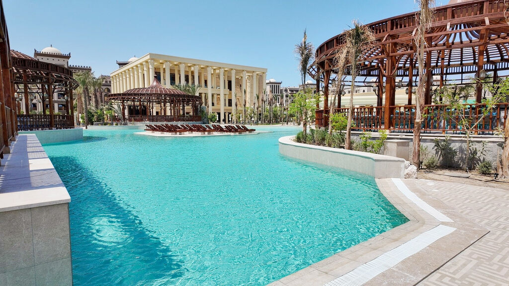 El Kasr Sahl Hasheesh