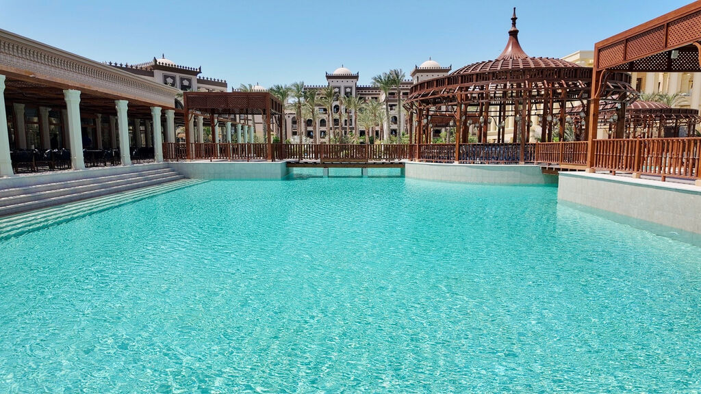 El Kasr Sahl Hasheesh