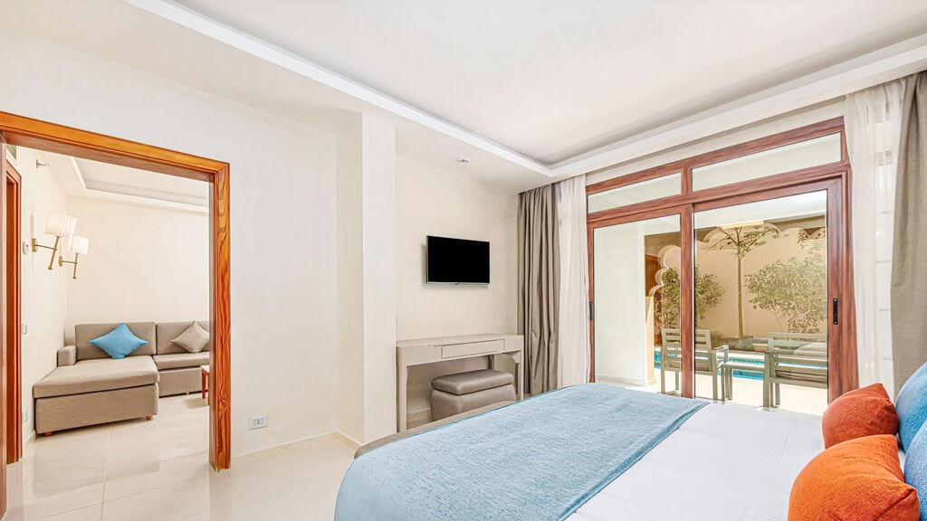 El Kasr Sahl Hasheesh