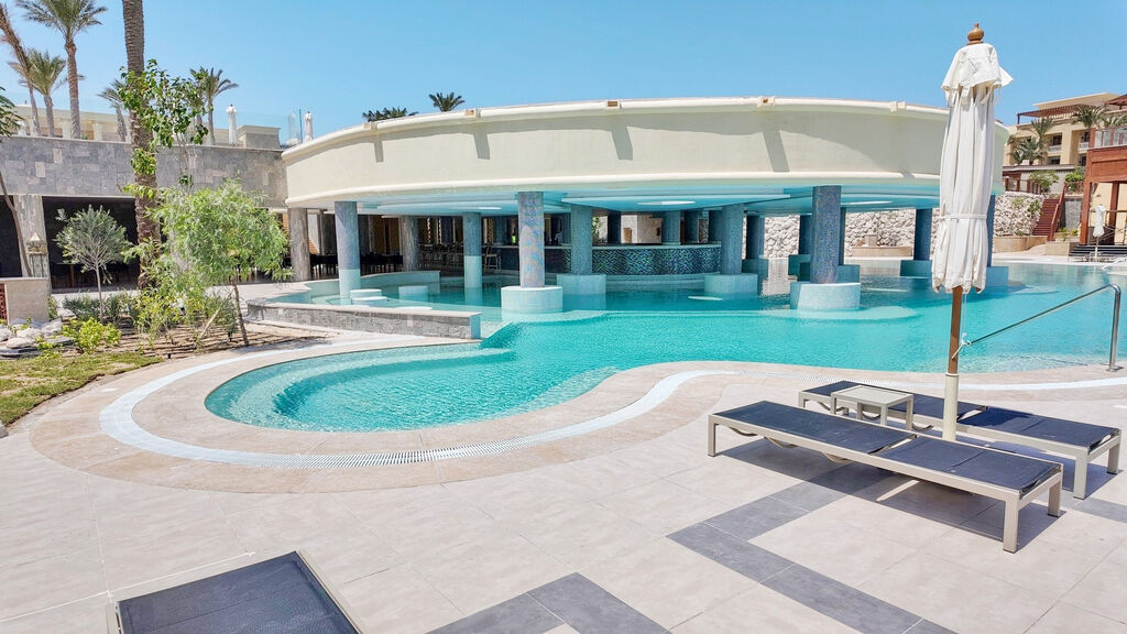 El Kasr Sahl Hasheesh