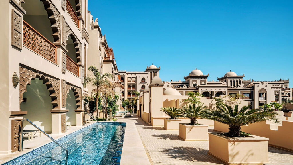 El Kasr Sahl Hasheesh