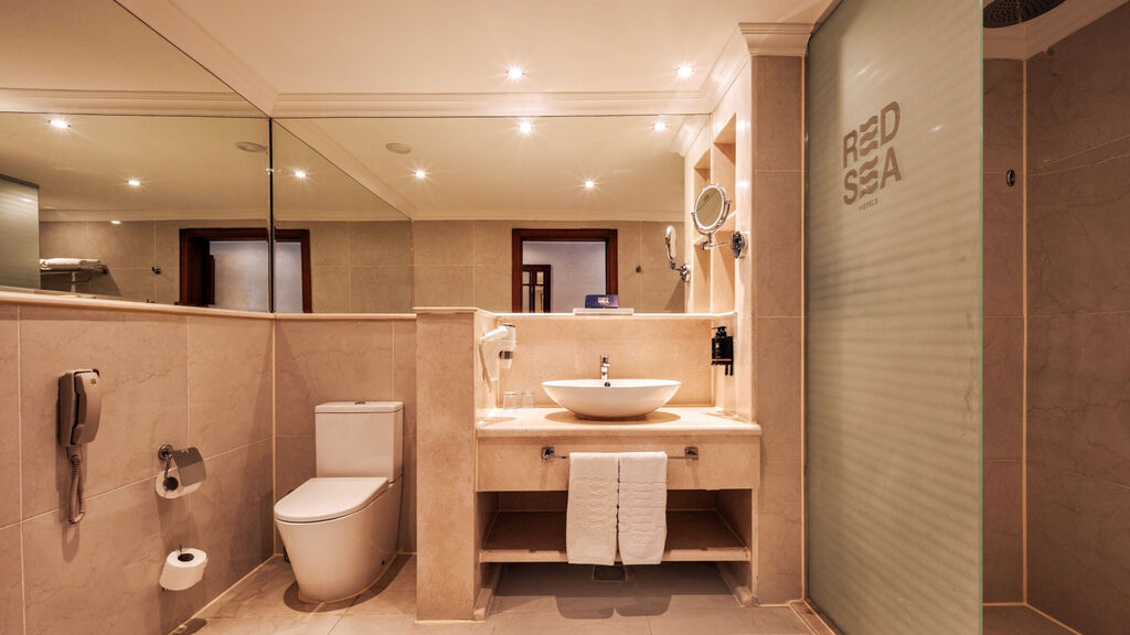 El Kasr Sahl Hasheesh