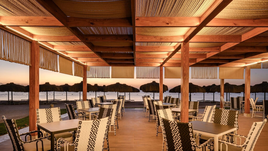 El Kasr Sahl Hasheesh