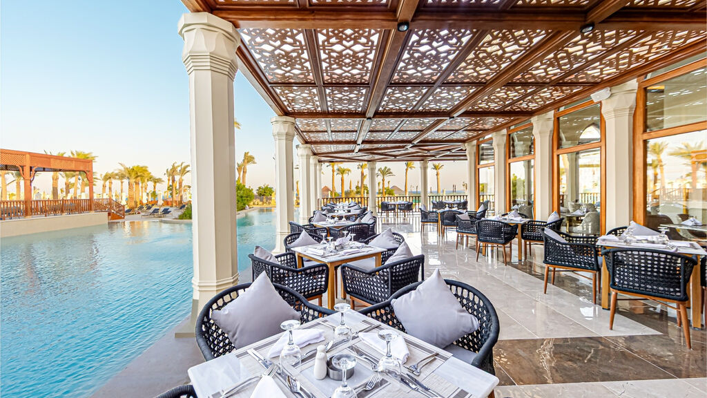 El Kasr Sahl Hasheesh