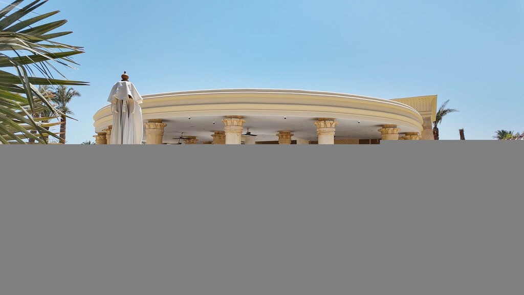 El Kasr Sahl Hasheesh