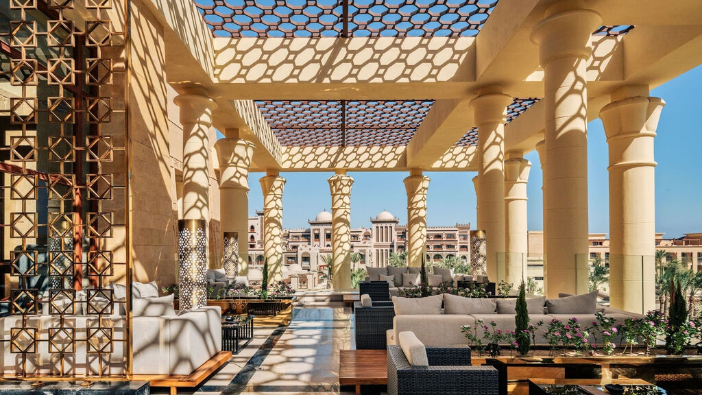 El Kasr Sahl Hasheesh