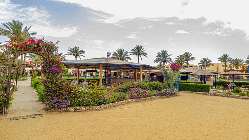 El Phistone Beach Resort