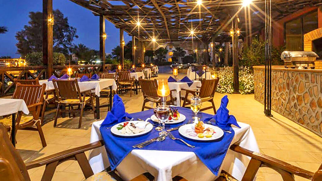 El Phistone Beach Resort