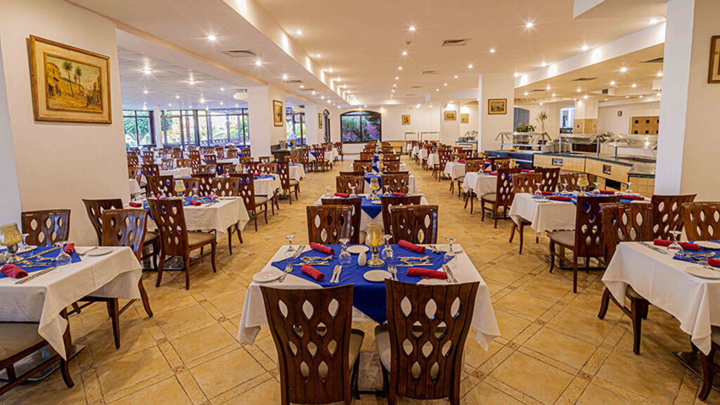 El Phistone Beach Resort