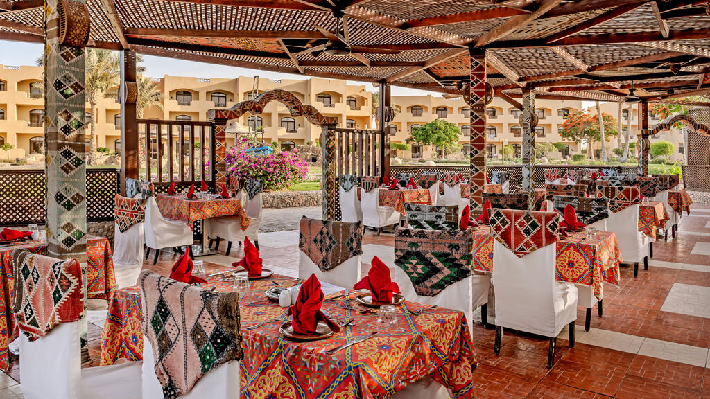 El Phistone Beach Resort