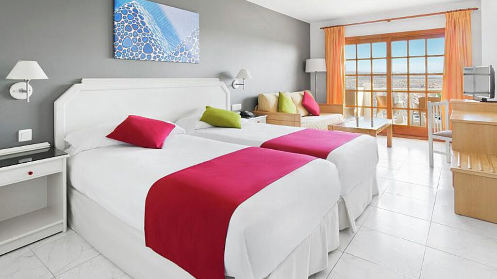 Elba Castillo San Jorge & Antigua Suite